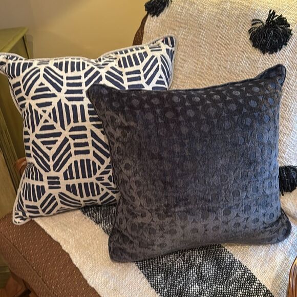 Decorative Blue/Cream Pillows - Excellent Condition-Like New - Picture 1 of 8